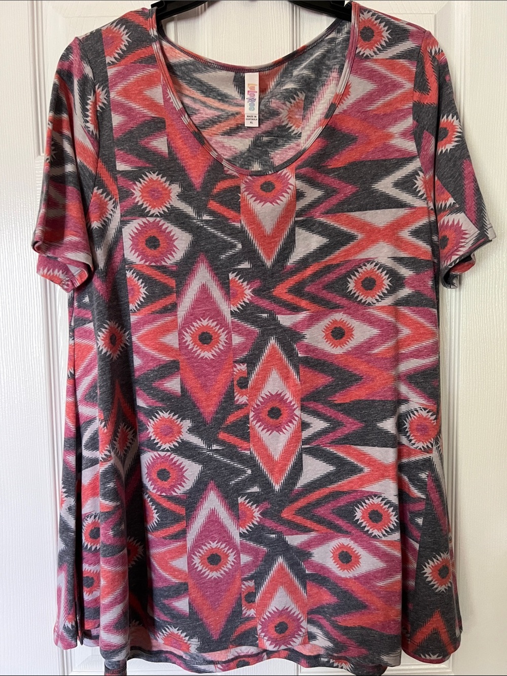 LuLaRoe Short-Sleeve Scoop Neck Top in Coral, Charcoal & White Geometric Print